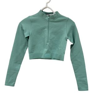 Bo + Tee Cropped Workout Sweater